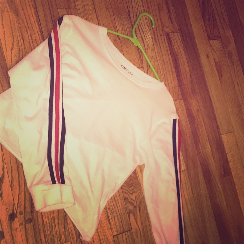 Long sleeved sweater